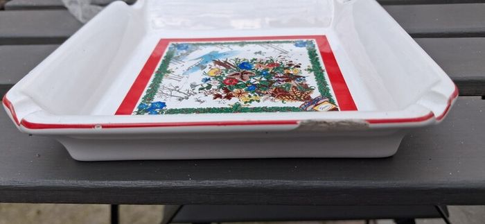 GUCCI ashtray