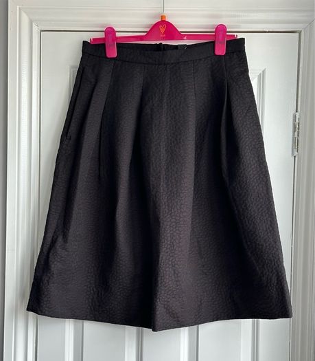 Bnwt black H&M skirt