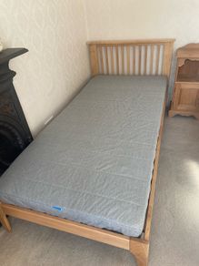 Single bed