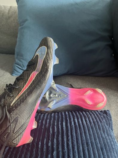 Custom Nike by you football boots with receipts size uk 8.5