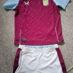 Kids Aston Villa kit