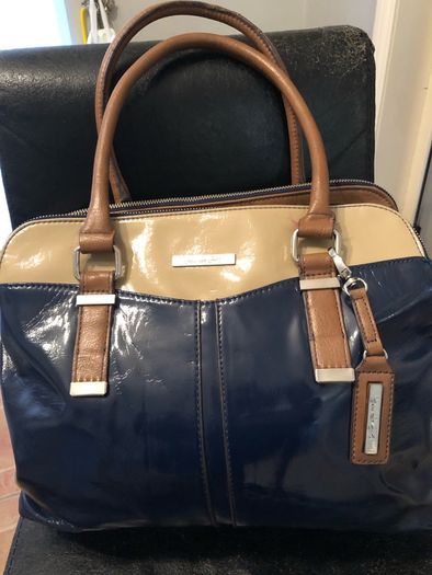 ben de lisi handbag