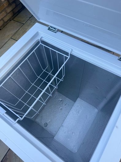 logik chest freezer