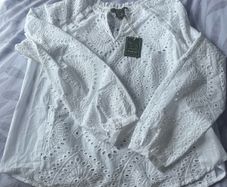 Brand new Ariat white cotton blouse shirt
