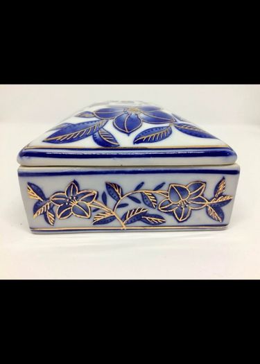 Vintage Porcelain Jewellery Box