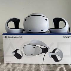 Playstation VR 2 with 2 games