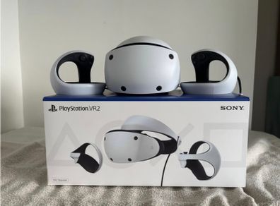 Playstation VR 2 with 2 games