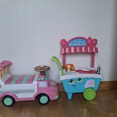 Ice cream car and bar