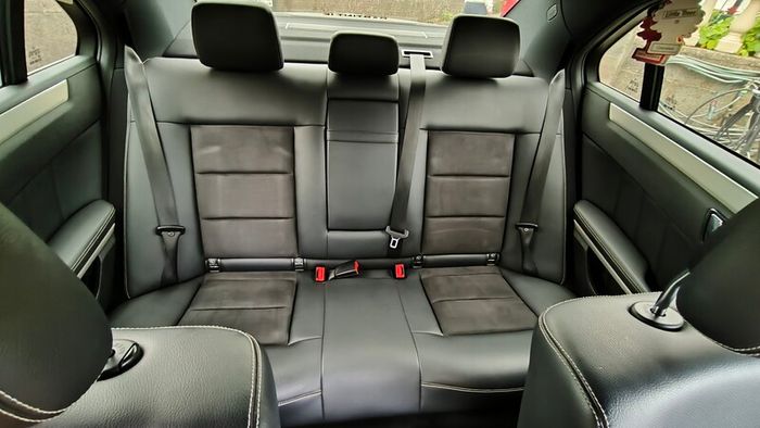 Mercedes E250 CDI - Bi-Turbo 204 HP, AMG line