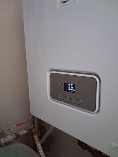 Condensing gas boiler