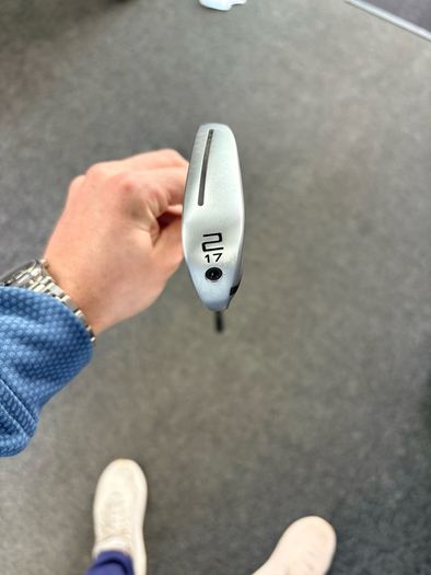 Taylormade P.UDI 2iron (excellent condition)