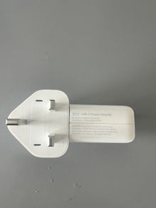 Apple MacBook adapter usb-c