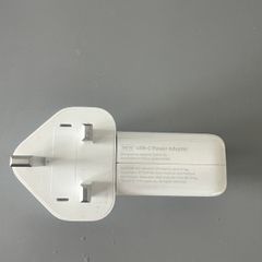 Apple MacBook adapter usb-c