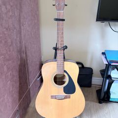 guitar Yamaha