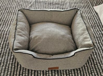 Pet bed