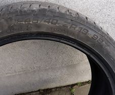 245 40 19 tyre