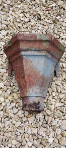 2 cast iron down pipe