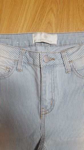 Striped skinny jeans