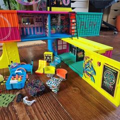 LOL surprise remix clubhouse house with accessories