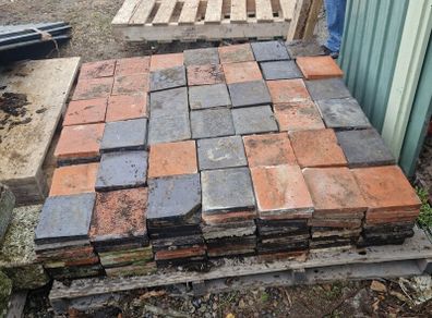 quarry tiles red and black