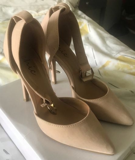 Chic suede high heels still in their box size 3