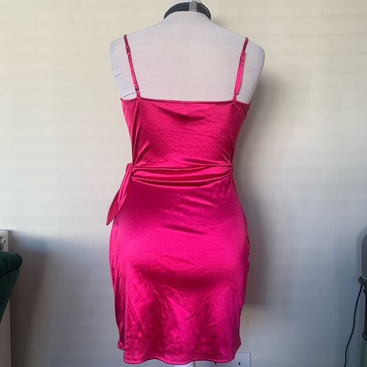 Pink satin mini dress. Size S