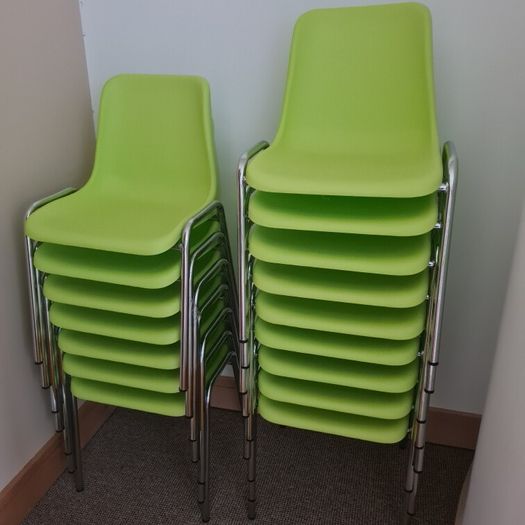 18 x chrome leg stackable chairs
