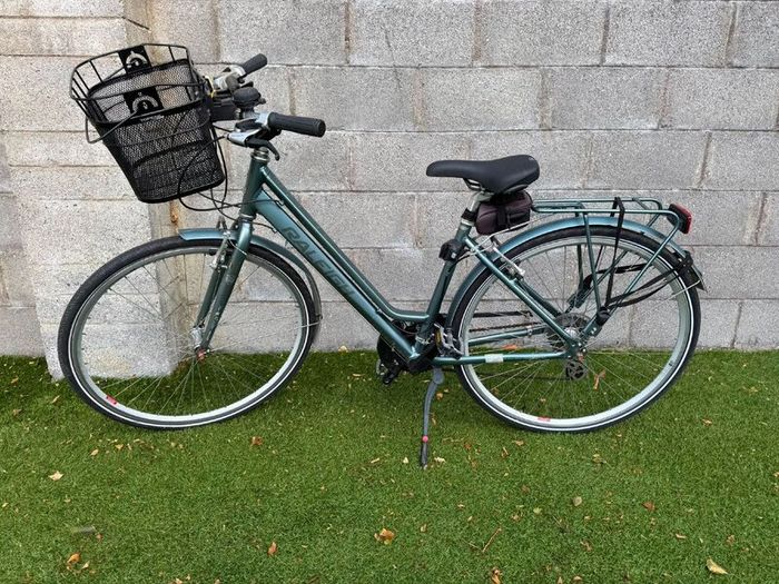 Ladies bicycle