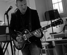 Guitar Lessons Available 25 Euro per 45 minute lesson available in my home or 20 per 45 minute lesson on Zoom