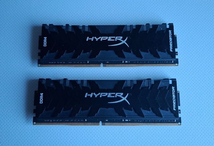 Kingston HyperX Predator 32GB (2 x 16GB) DDR4 3200MHz 288pin DIMM Memory Kit