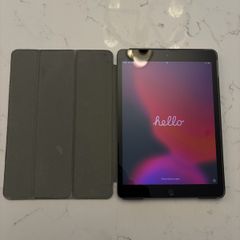 iPad 7th Generation in Space Grey