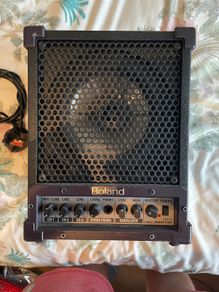 Roland CM-30 Cube Monitor