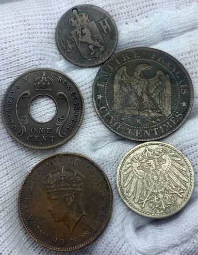 Mixed country coin lot see pictures