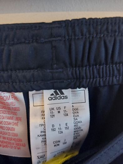 manchester united shorts