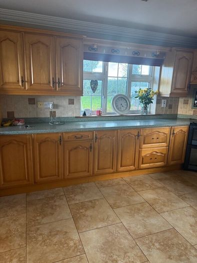 Maple Kitchen with Velstone Worktops  2,000 ono