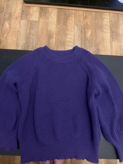 Women's knitted jumpers