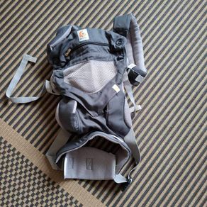 Ergobaby 360 baby carrier