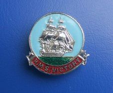 HMS VICTORY (museum ship) - a vintage souvenir/merchandise badge (1960s / 1970s)