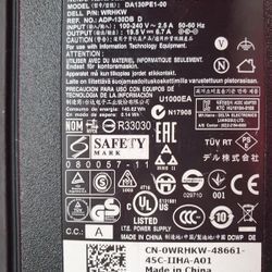 Dell WD15 Docking Station.