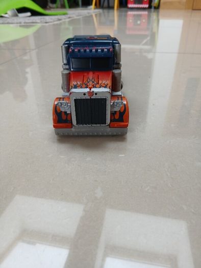 Transformer vehicle