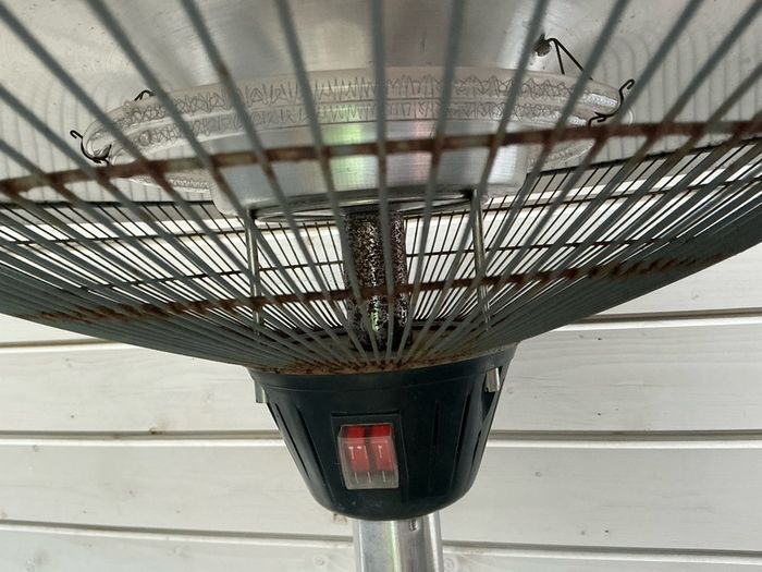 Free electric outdoor heater