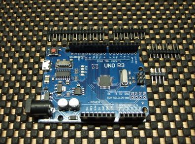 Arduino Uno R3 compatible board