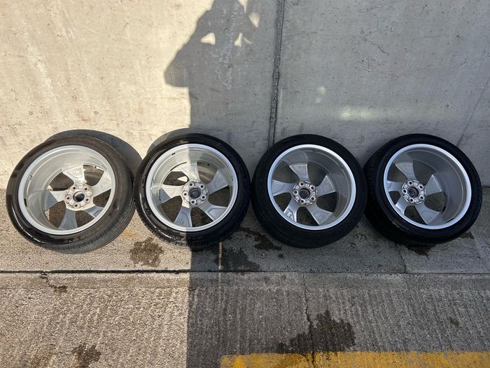 Genuine Audi A4/S4 18" Alloy Wheels - Like New, Pirelli