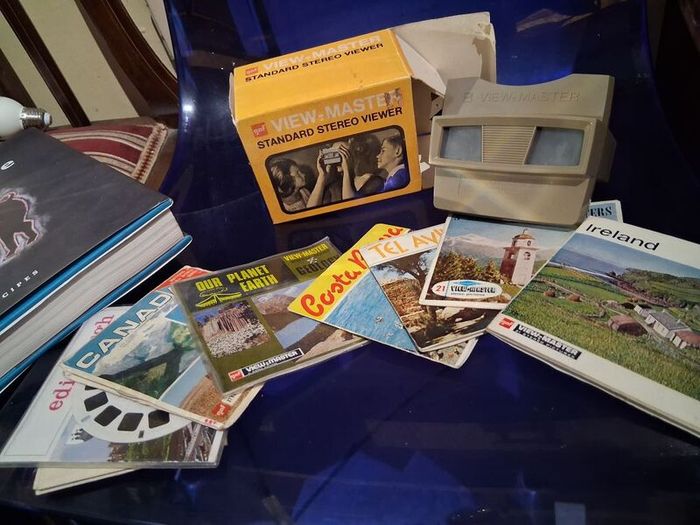 Vintage 3D ViewMaster and Slides