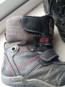 Boy size 28 winter boots leather warm