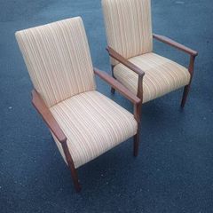 pair of 2 Mid-century modern Retro chairs
