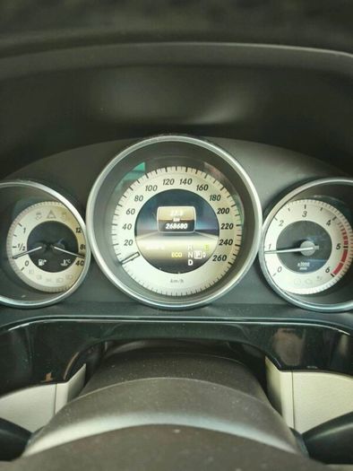 Mercedes E//w212!!!price Negotiable !!!