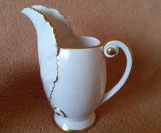 Carlton Ware - Creamer & Sugar Bowl.