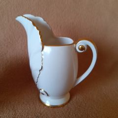 Carlton Ware - Creamer & Sugar Bowl.