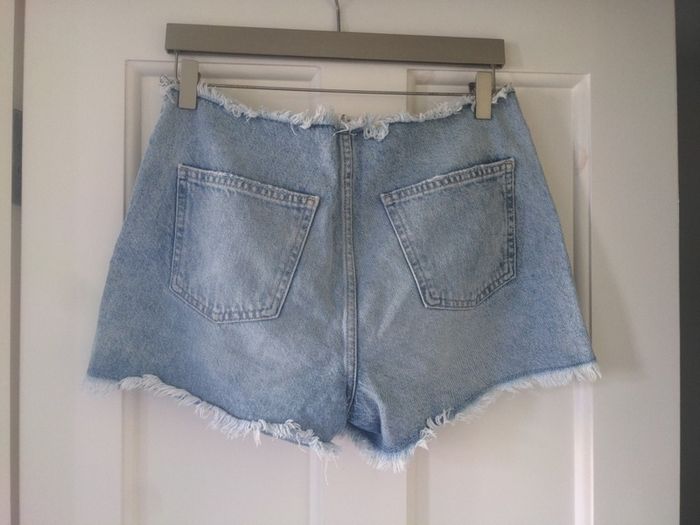 Ladies denim shorts